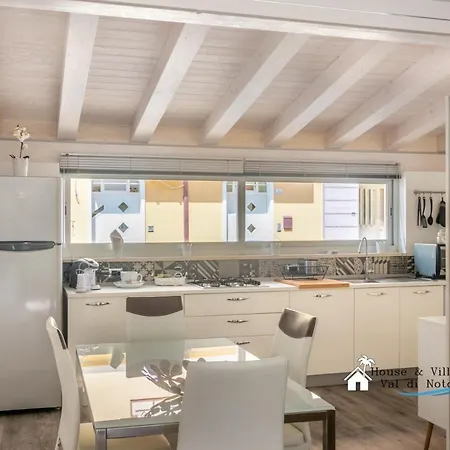 Apartment House&villas - Cocus Elegance Avola